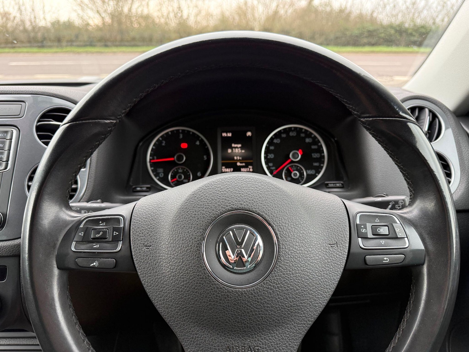 Used Volkswagen Tiguan for sale - 77808197: Photo 32