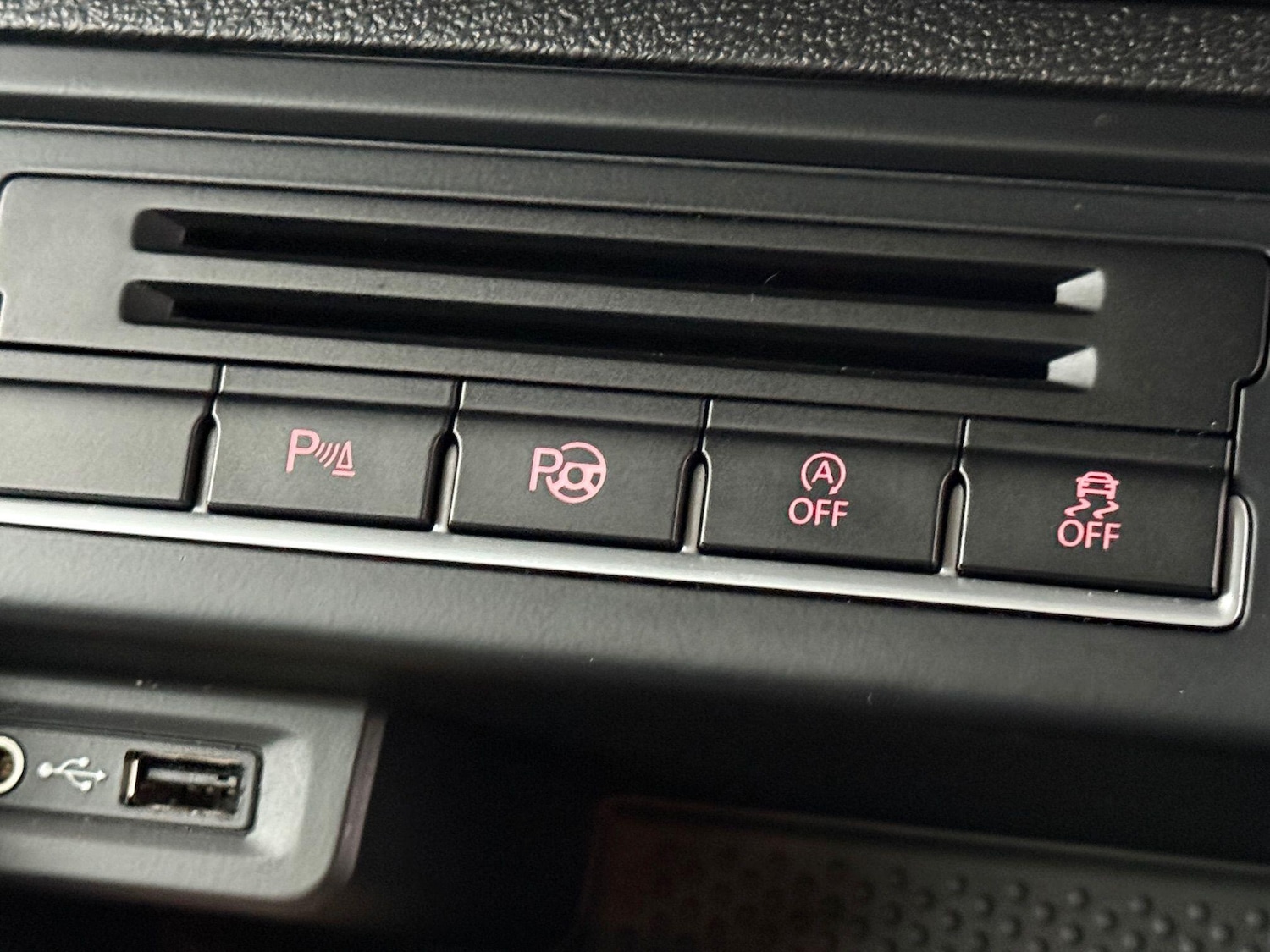 Used Volkswagen Tiguan for sale - 77808197: Photo 51