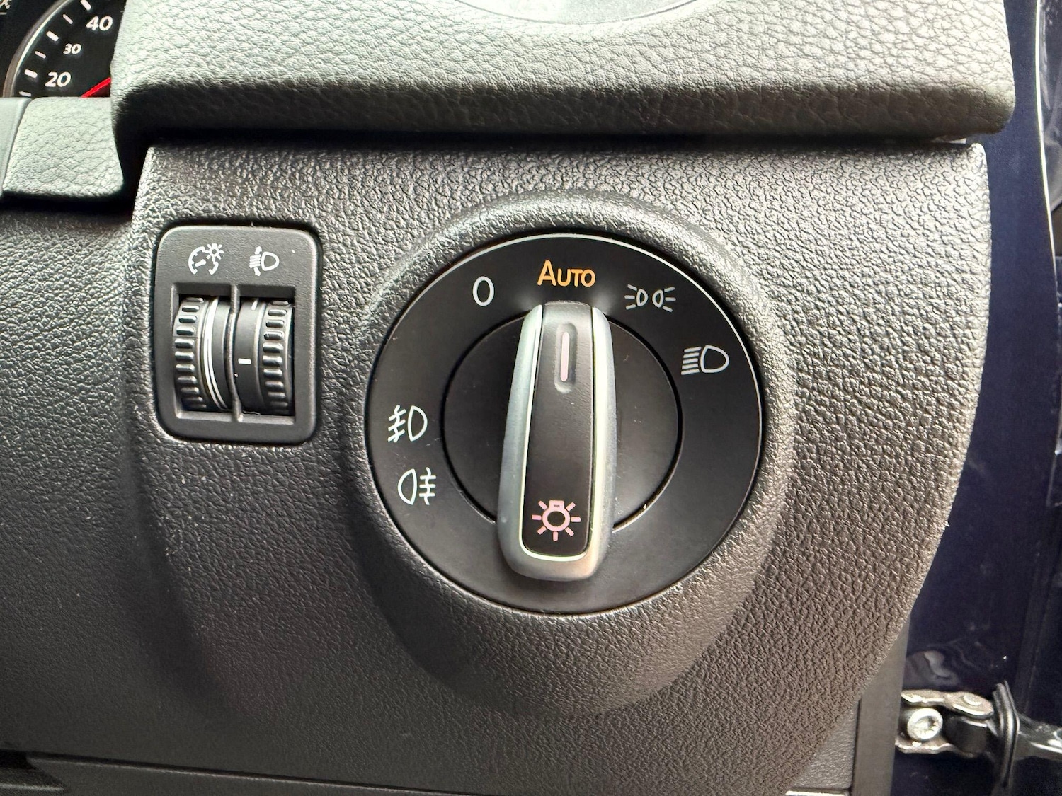 Used Volkswagen Tiguan for sale - 77808197: Photo 64