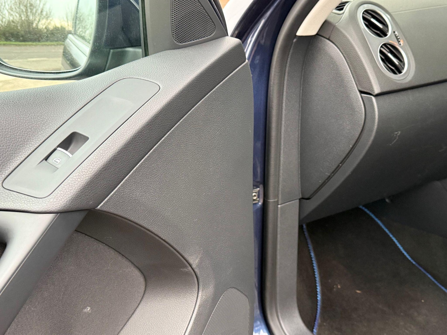 Used Volkswagen Tiguan for sale - 77808197: Photo 65