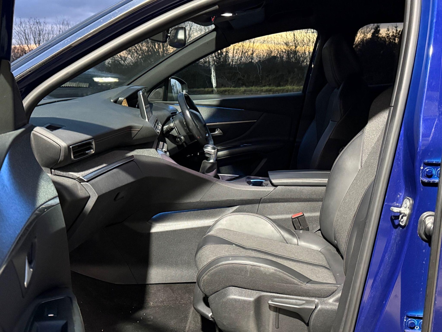 Used Peugeot 3008 2018 for sale - 77696075: Photo 32