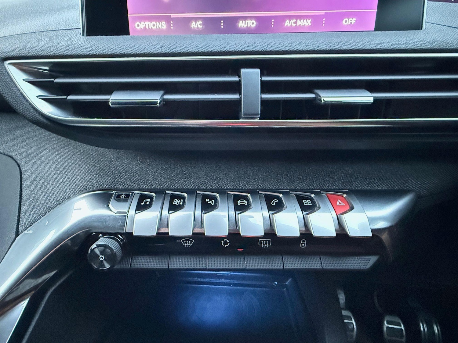 Used Peugeot 3008 2018 for sale - 77696075: Photo 49