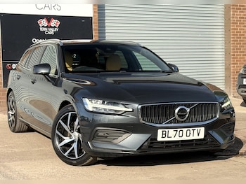 Used Volvo V60 2020 for sale - 79324631: Photo
