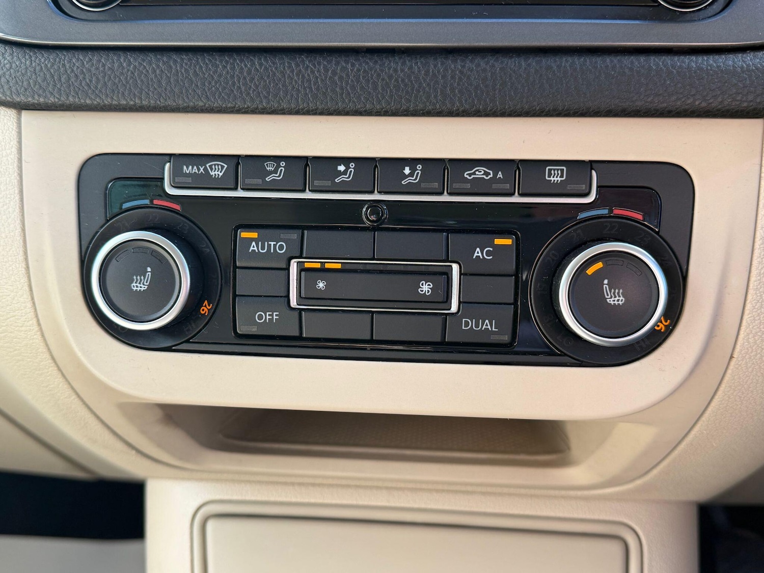 Used Volkswagen Tiguan 2012 for sale - 77925805: Photo 50