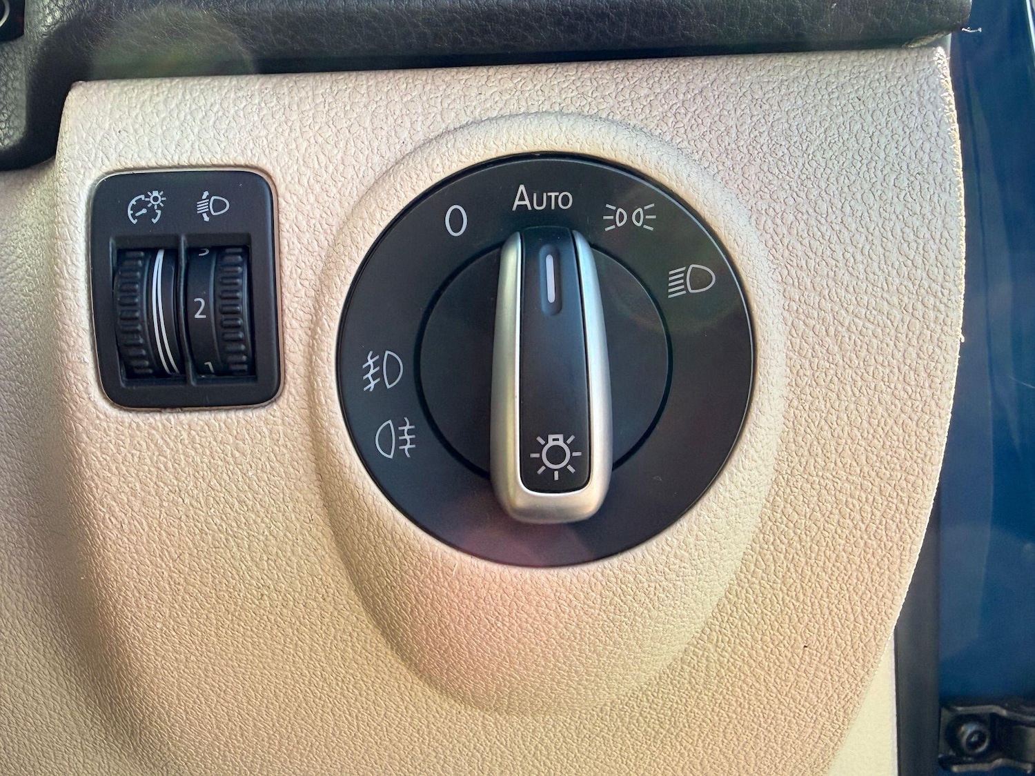 Used Volkswagen Tiguan 2012 for sale - 77925805: Photo 55