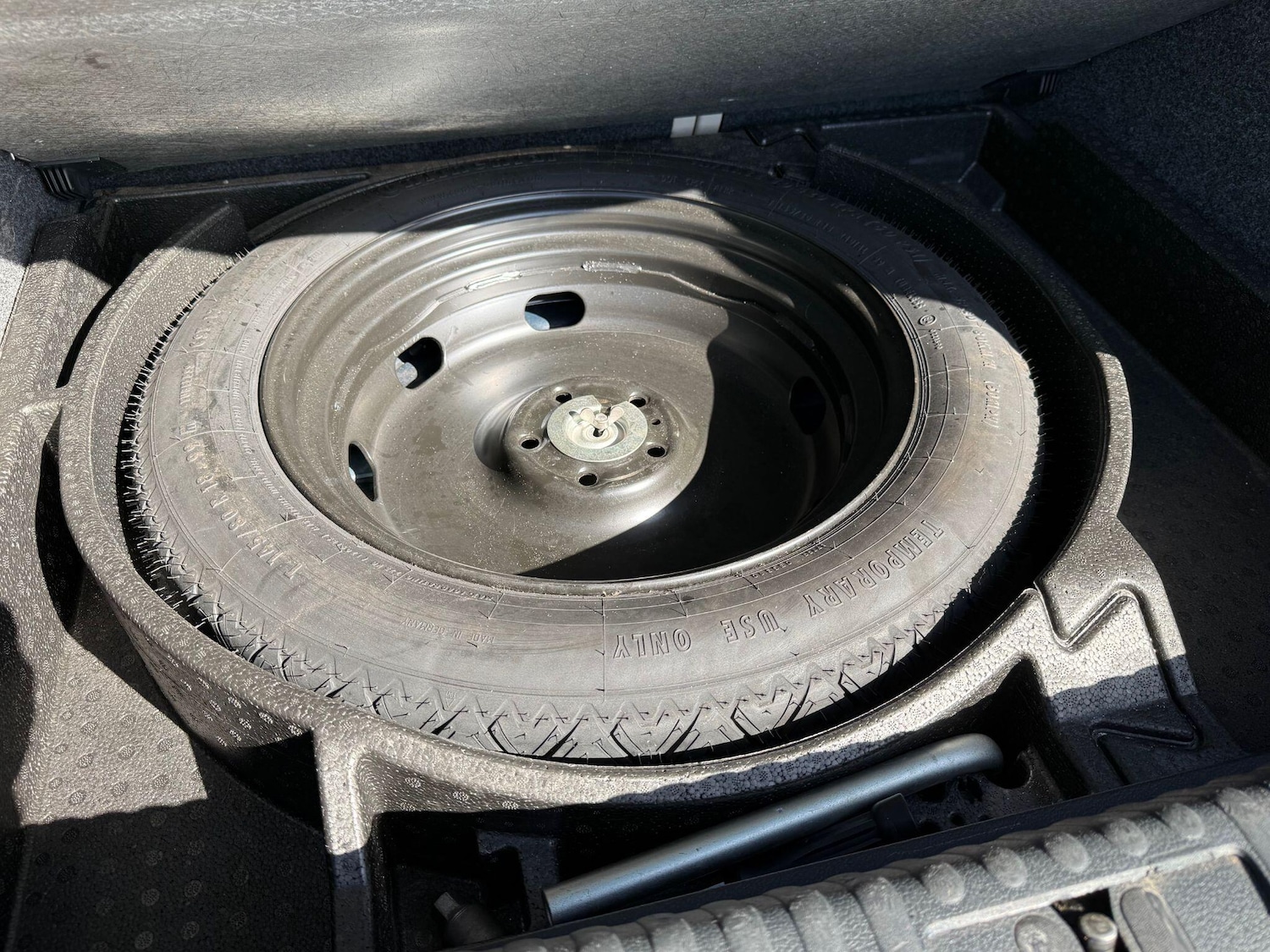 Used Volkswagen Tiguan 2012 for sale - 77925805: Photo 83