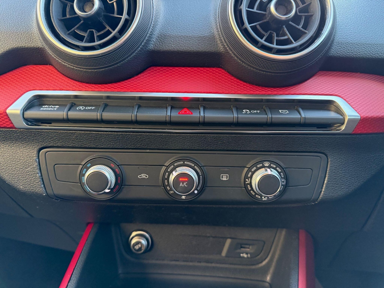 Used Audi Q2 2020 for sale - 77695919: Photo 50