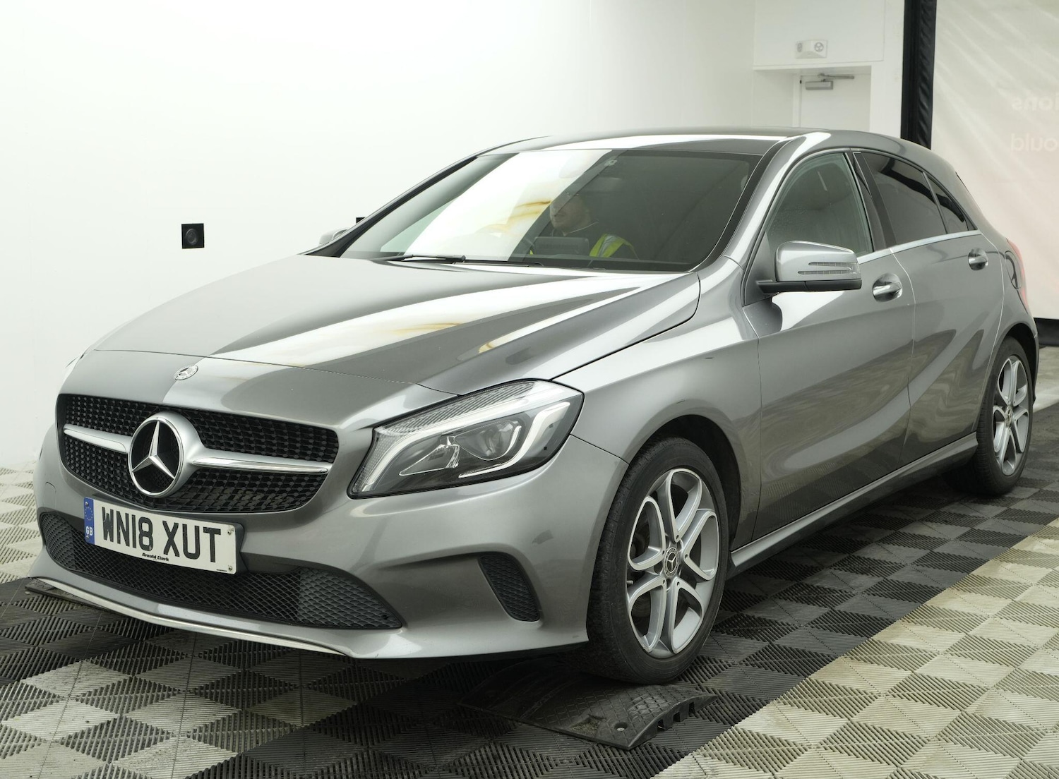 Used Mercedes-Benz A-Class 2018 for sale - 78127371: Photo 2