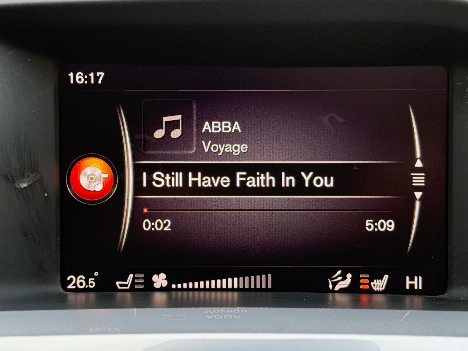 Used Volvo V60 2018 for sale - 77695752: Photo 42