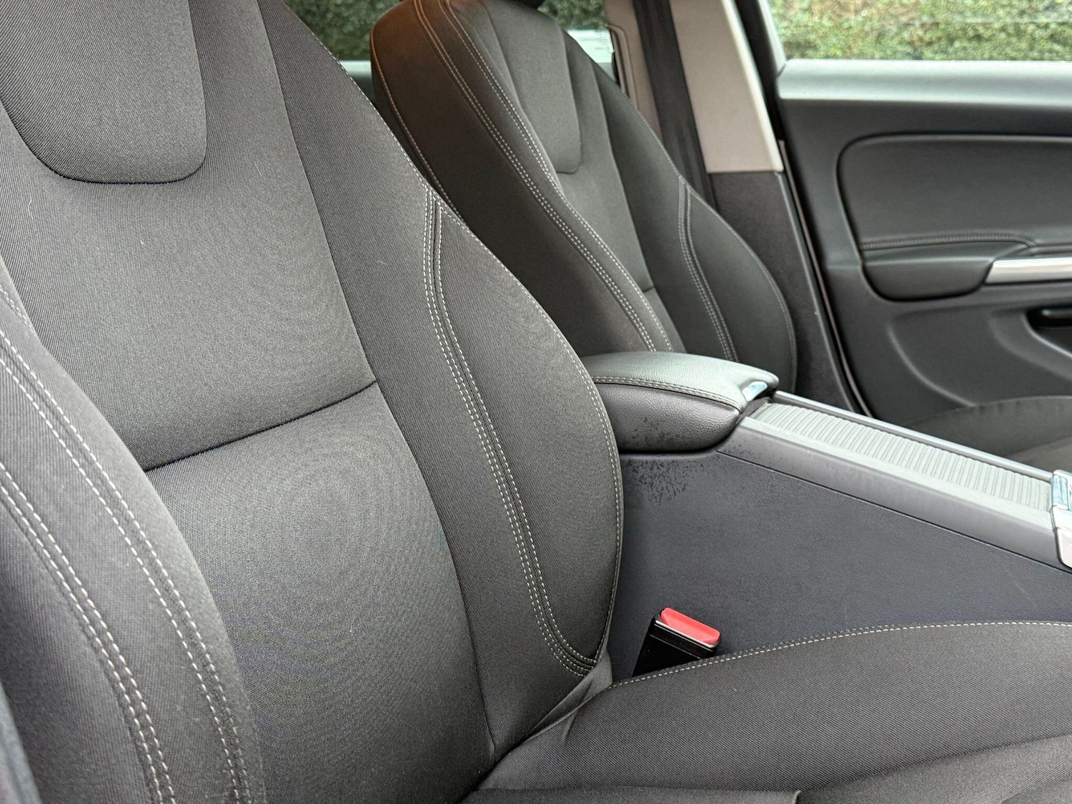 Used Volvo V60 2018 for sale - 77695752: Photo 50