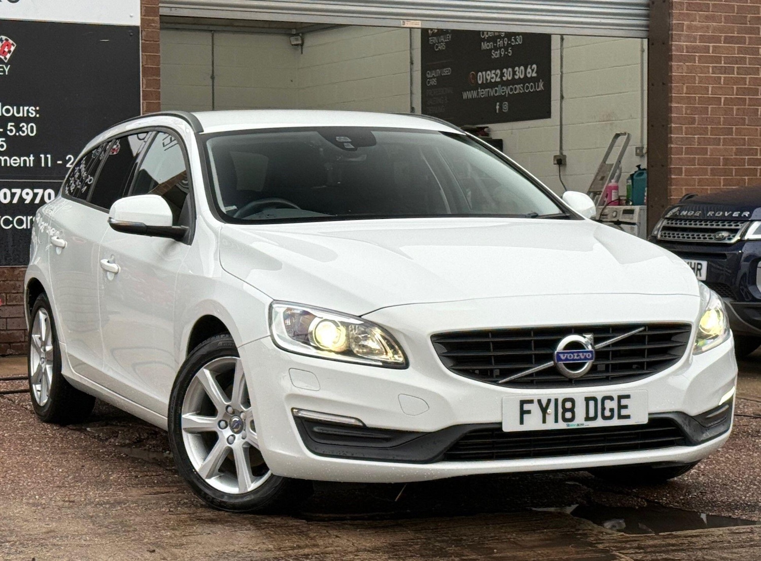 Used Volvo V60 2018 for sale - 77695752: Photo 6