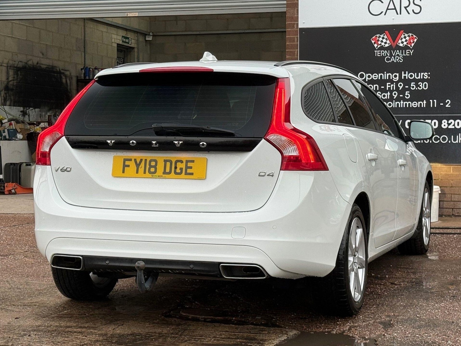 Used Volvo V60 2018 for sale - 77695752: Photo 60
