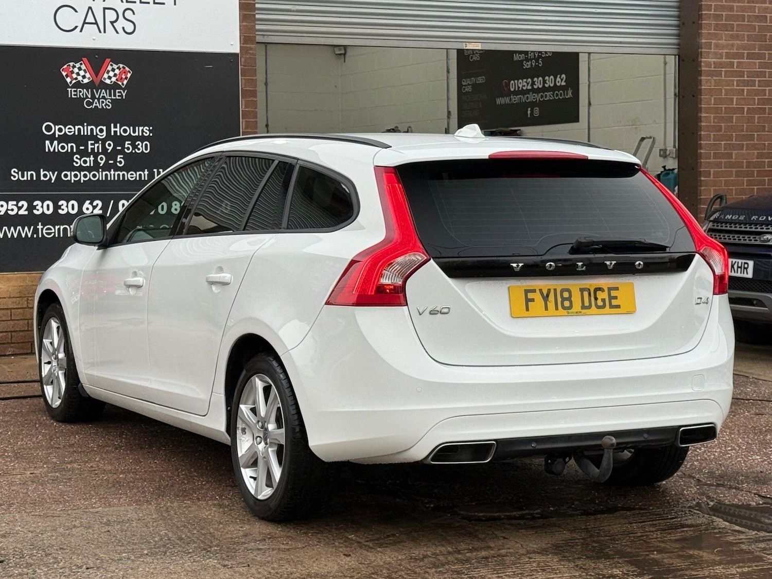 Used Volvo V60 2018 for sale - 77695752: Photo 61
