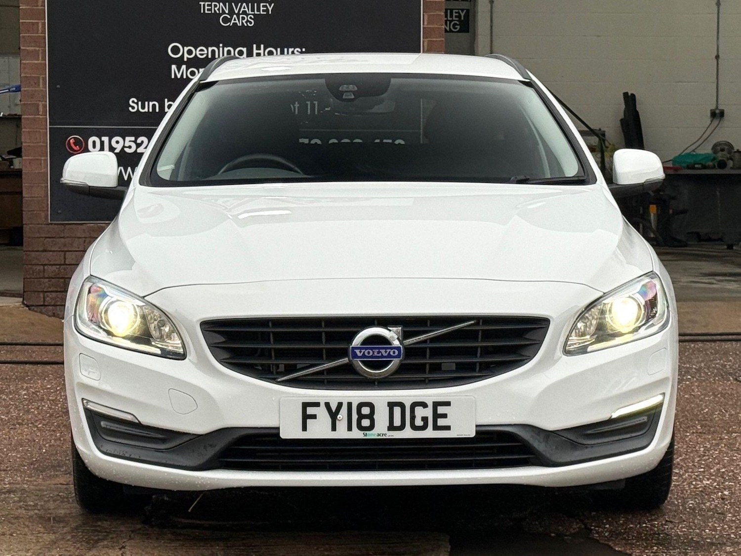 Used Volvo V60 2018 for sale - 77695752: Photo 7