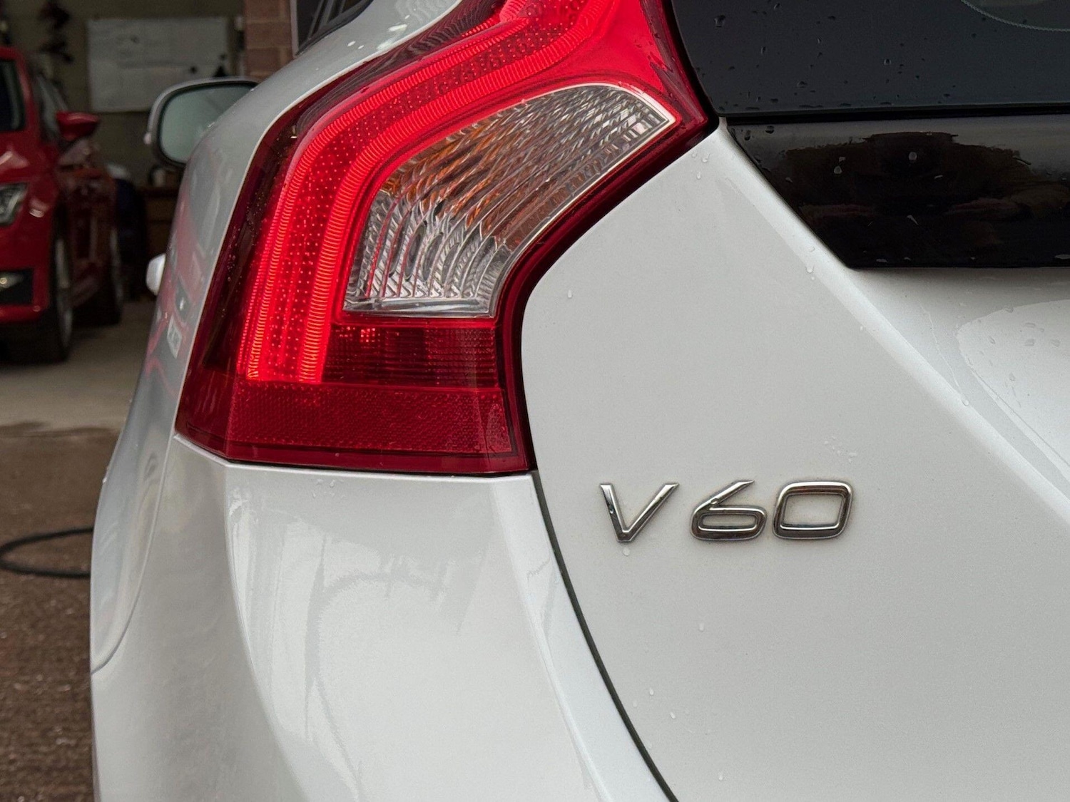 Used Volvo V60 2018 for sale - 77695752: Photo 71