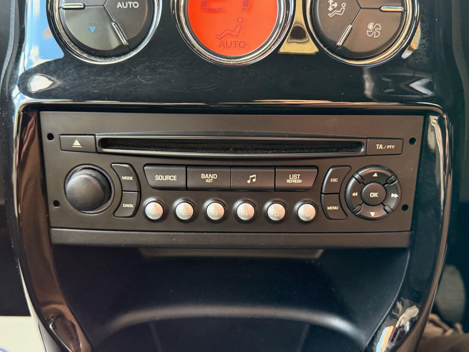 Used Citroen DS3 2013 for sale - 78058475: Photo 41