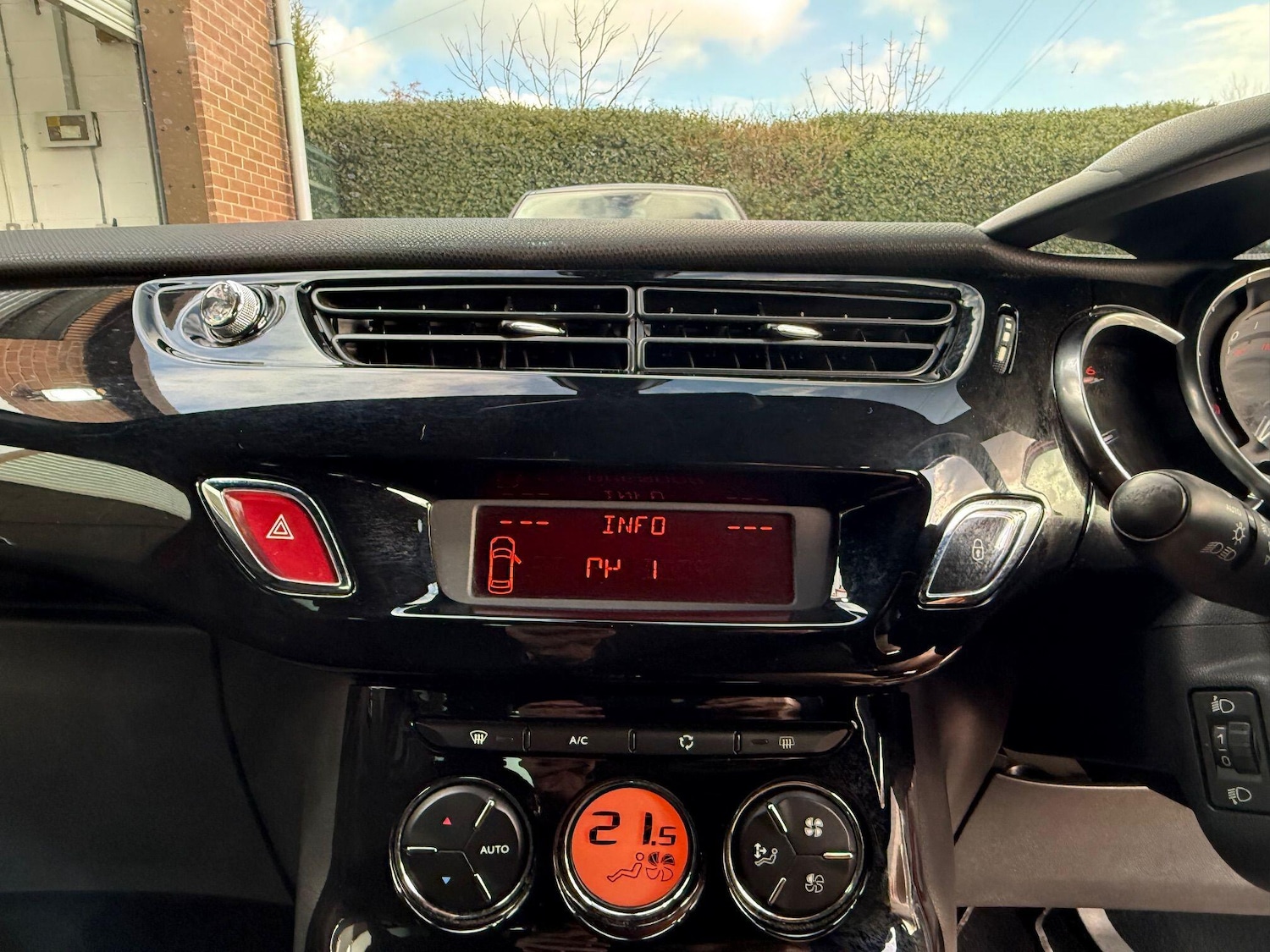 Used Citroen DS3 2013 for sale - 78058475: Photo 44