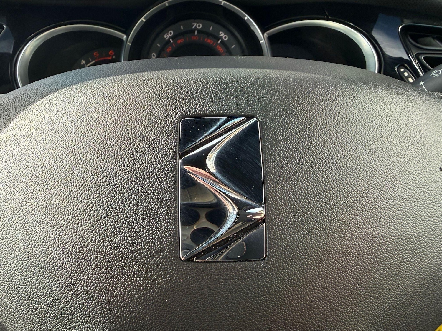 Used Citroen DS3 2013 for sale - 78058475: Photo 52