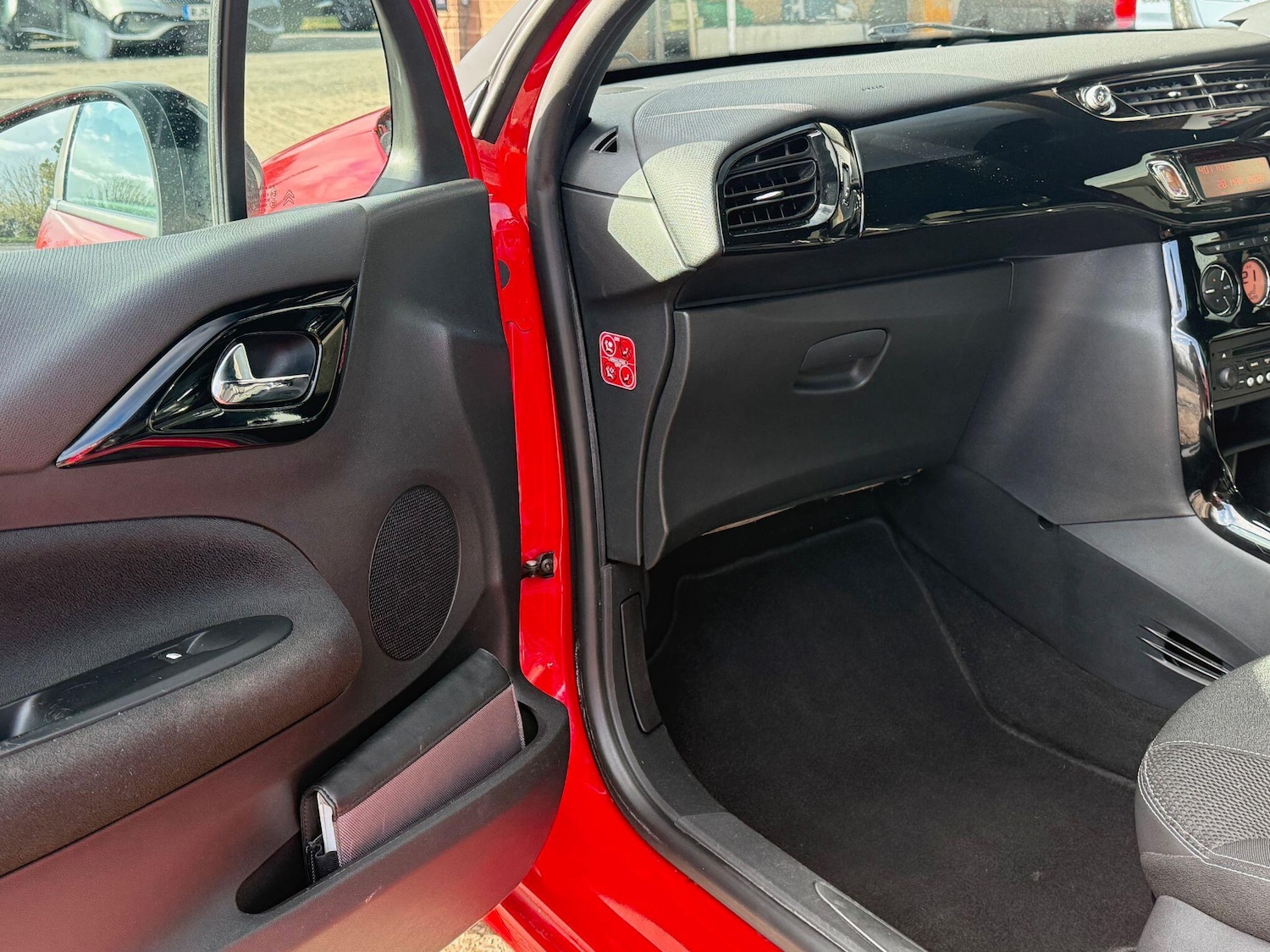 Used Citroen DS3 2013 for sale - 78058475: Photo 57