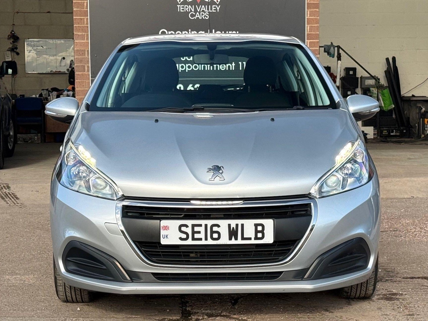 Used Peugeot 208 2016 for sale - 78062784: Photo 2