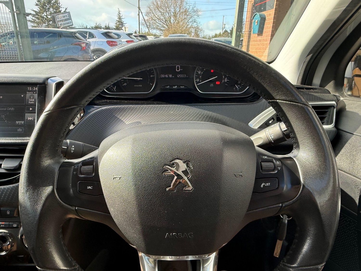 Used Peugeot 208 2016 for sale - 78062784: Photo 42