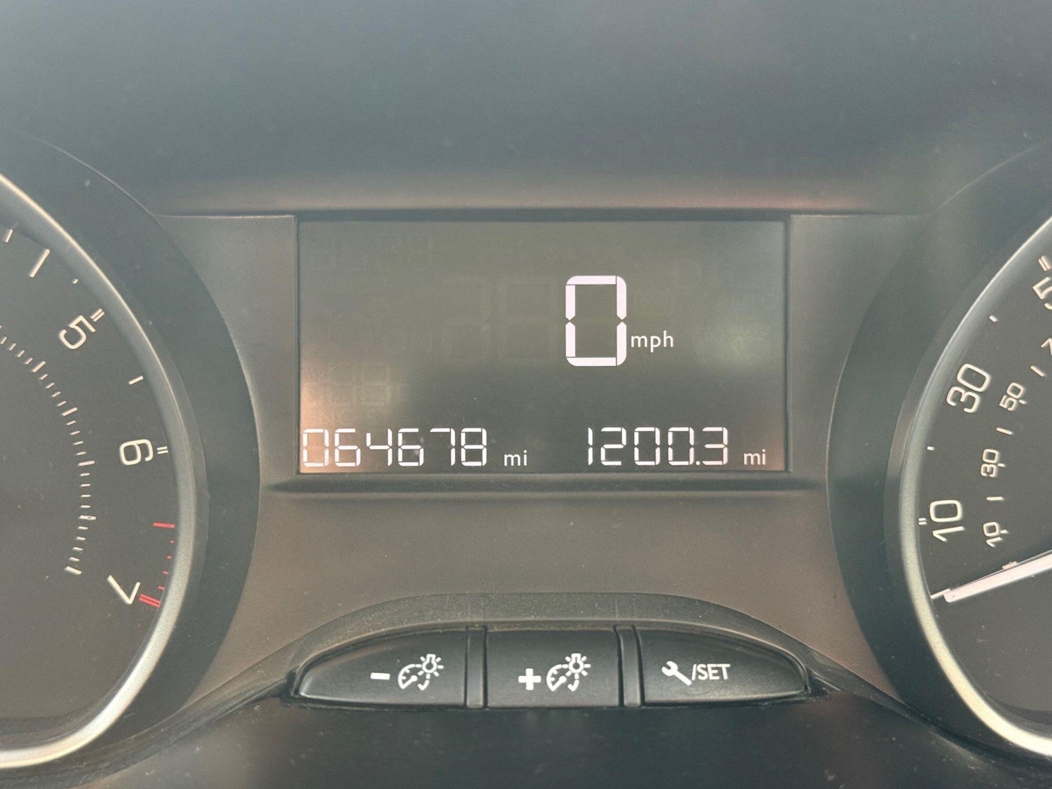 Used Peugeot 208 2016 for sale - 78062784: Photo 43