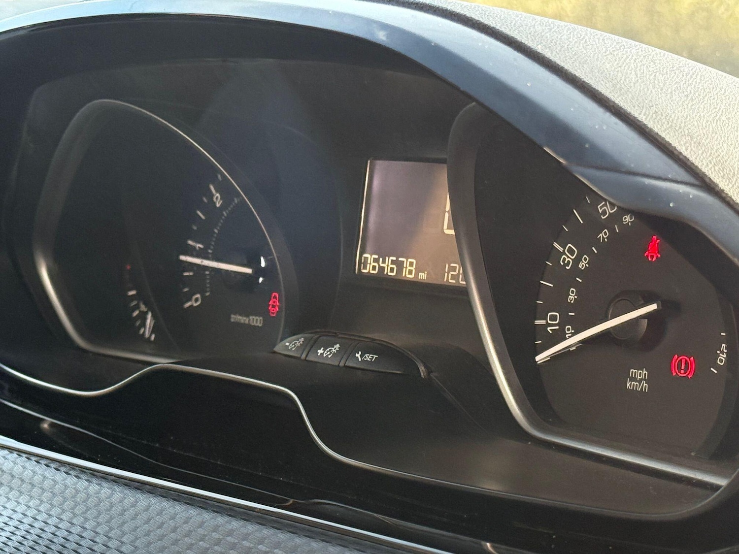 Used Peugeot 208 2016 for sale - 78062784: Photo 57