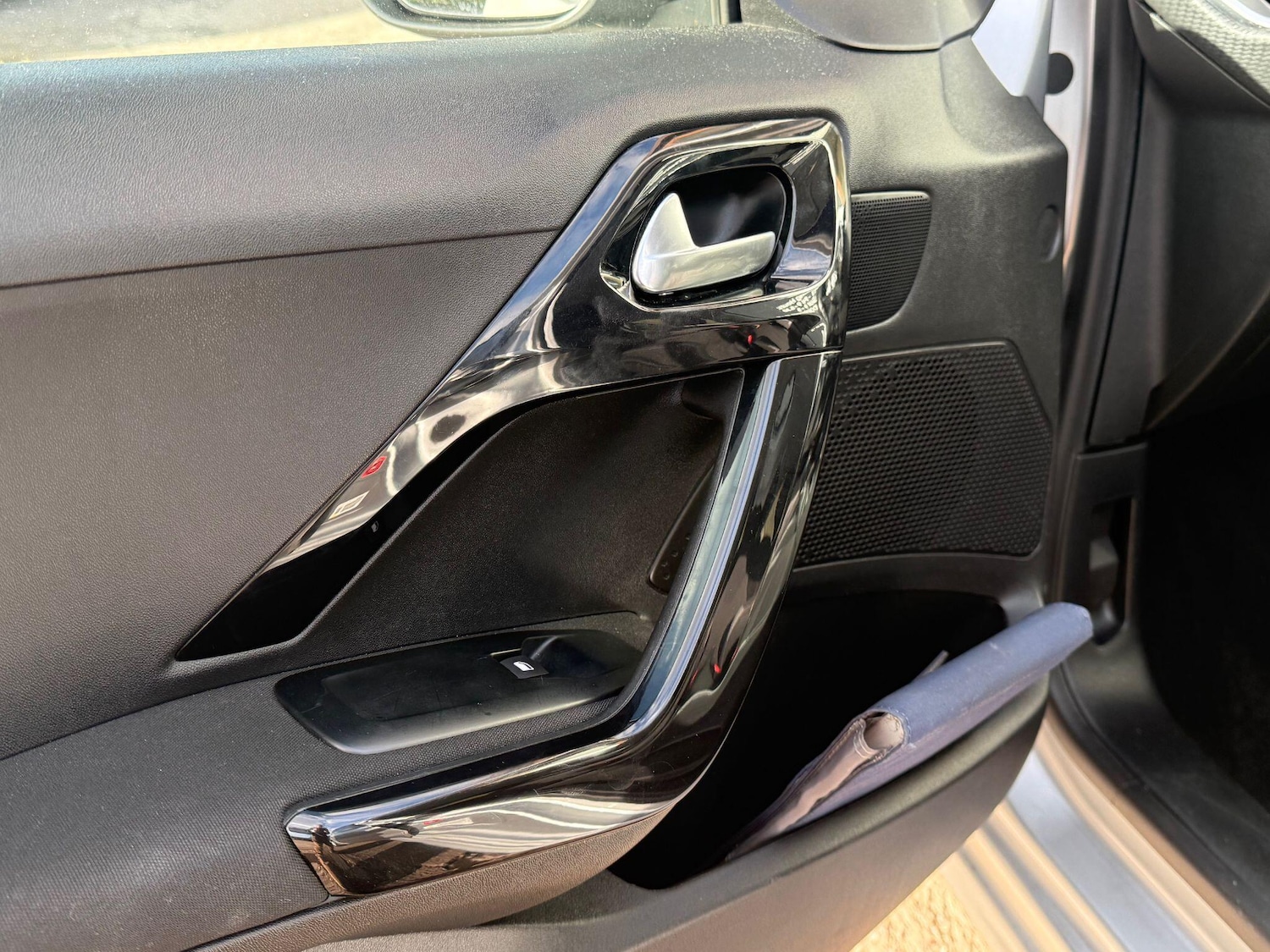 Used Peugeot 208 2016 for sale - 78062784: Photo 63