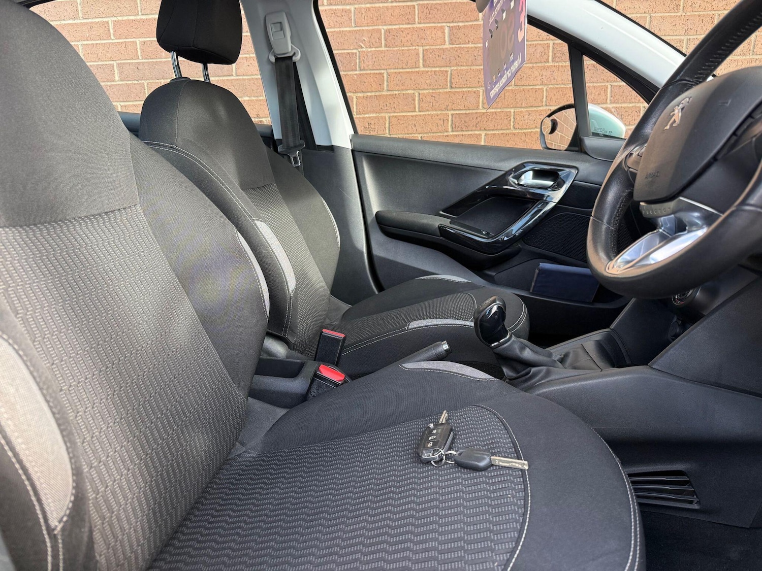 Used Peugeot 208 2016 for sale - 78062784: Photo 65