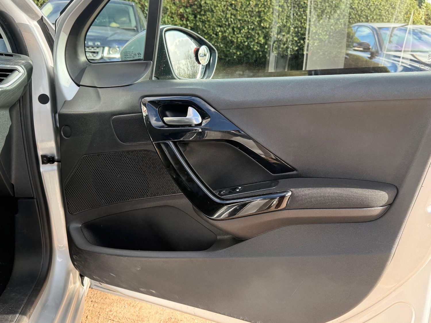 Used Peugeot 208 2016 for sale - 78062784: Photo 72