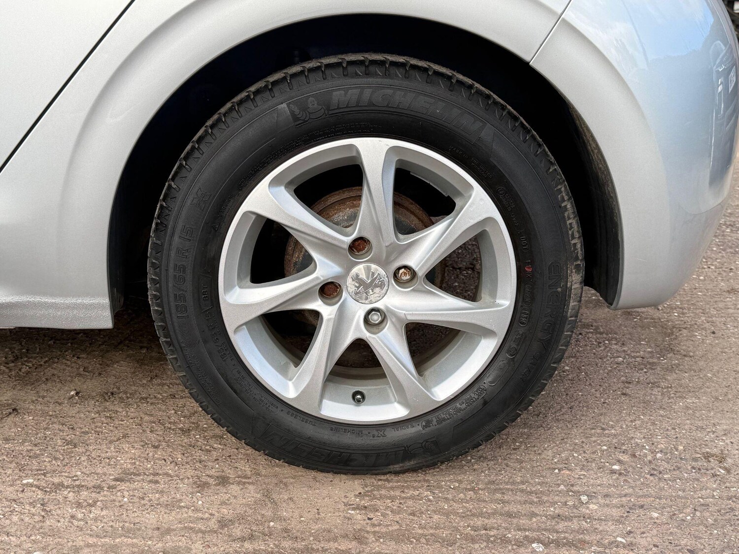 Used Peugeot 208 2016 for sale - 78062784: Photo 82