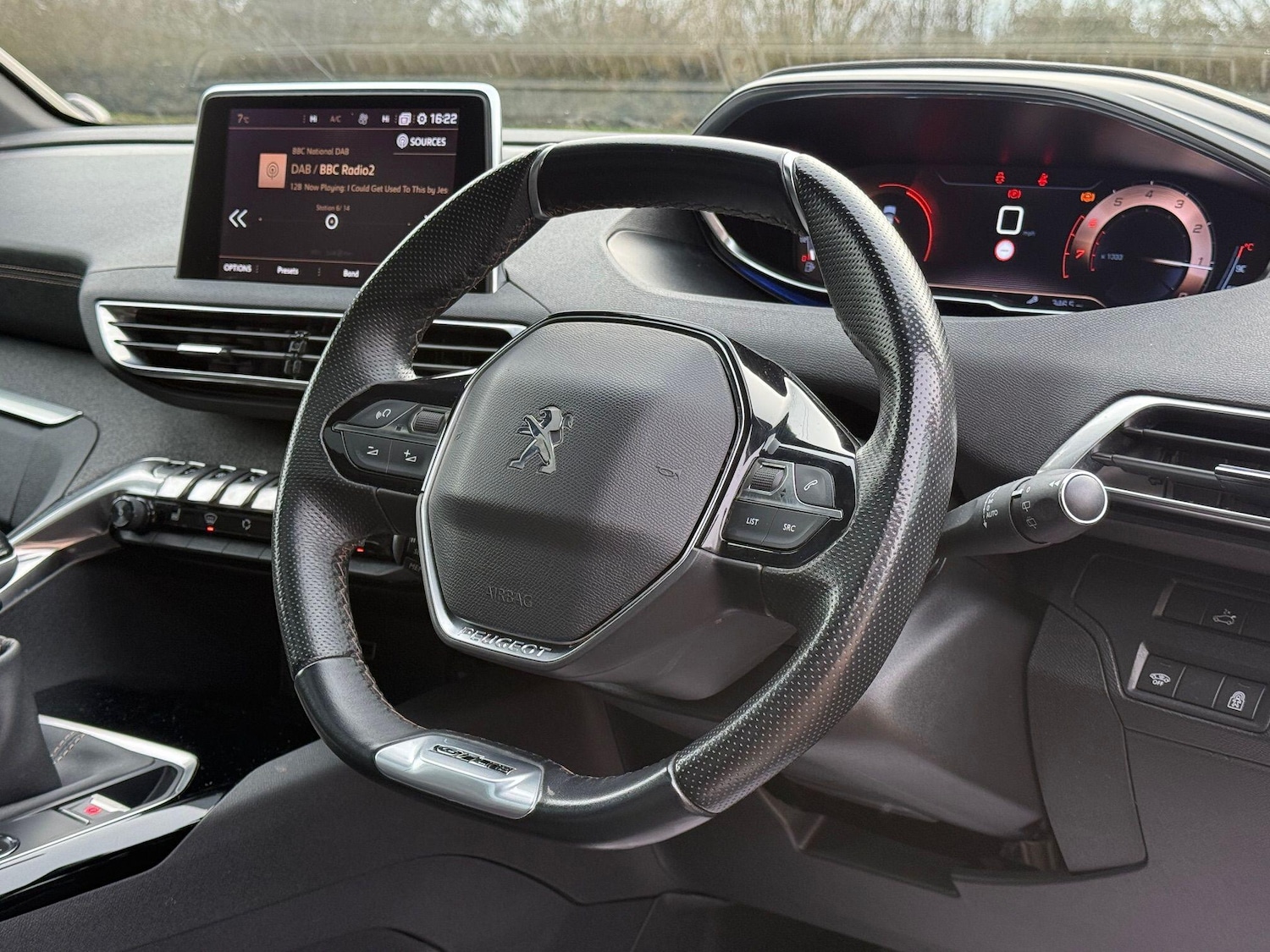 Used Peugeot 3008 2019 for sale - 77695352: Photo 32