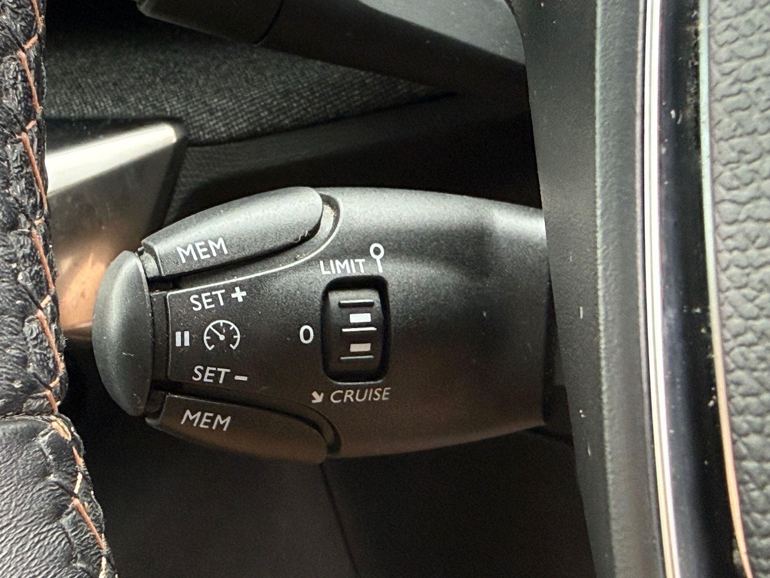 Used Peugeot 3008 2019 for sale - 77695352: Photo 39