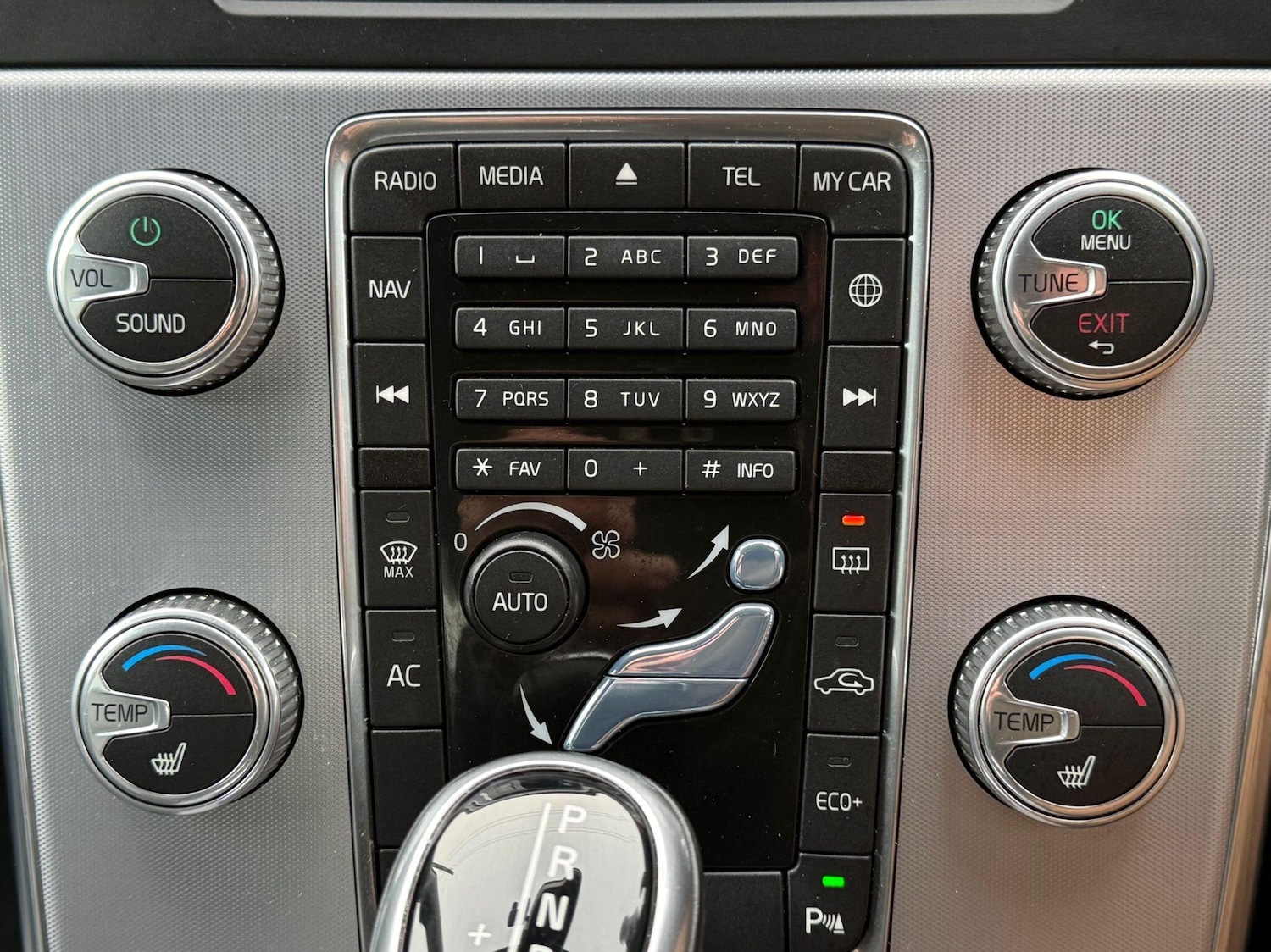 Used Volvo S60 2016 for sale - 77695854: Photo 35