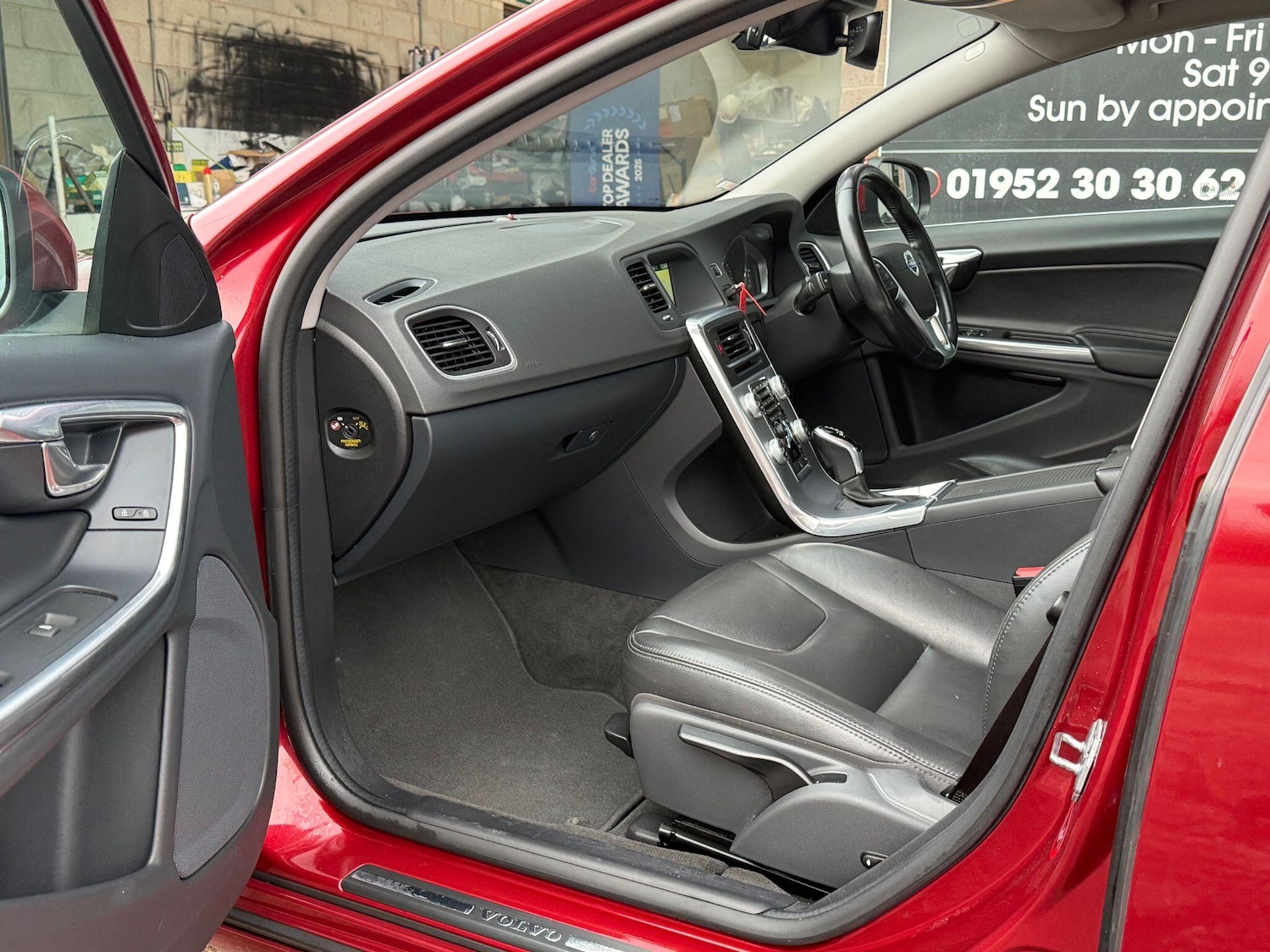 Used Volvo S60 2016 for sale - 77695854: Photo 49