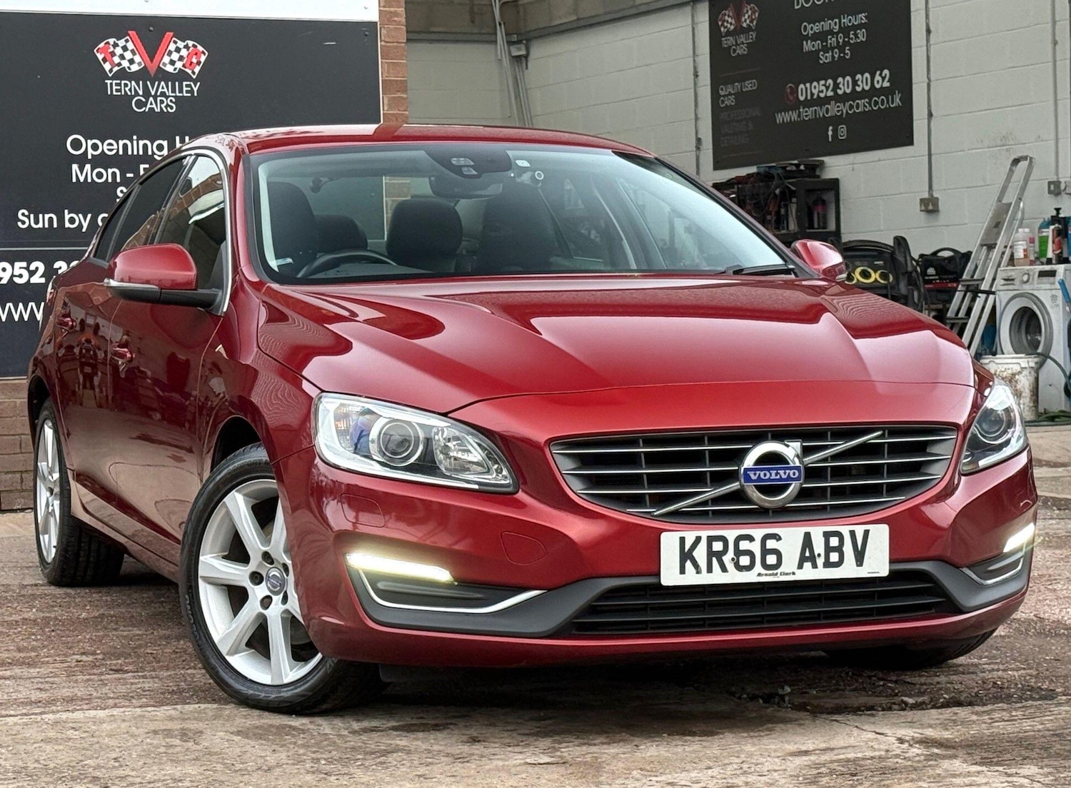 Used Volvo S60 2016 for sale - 77695854: Photo 5