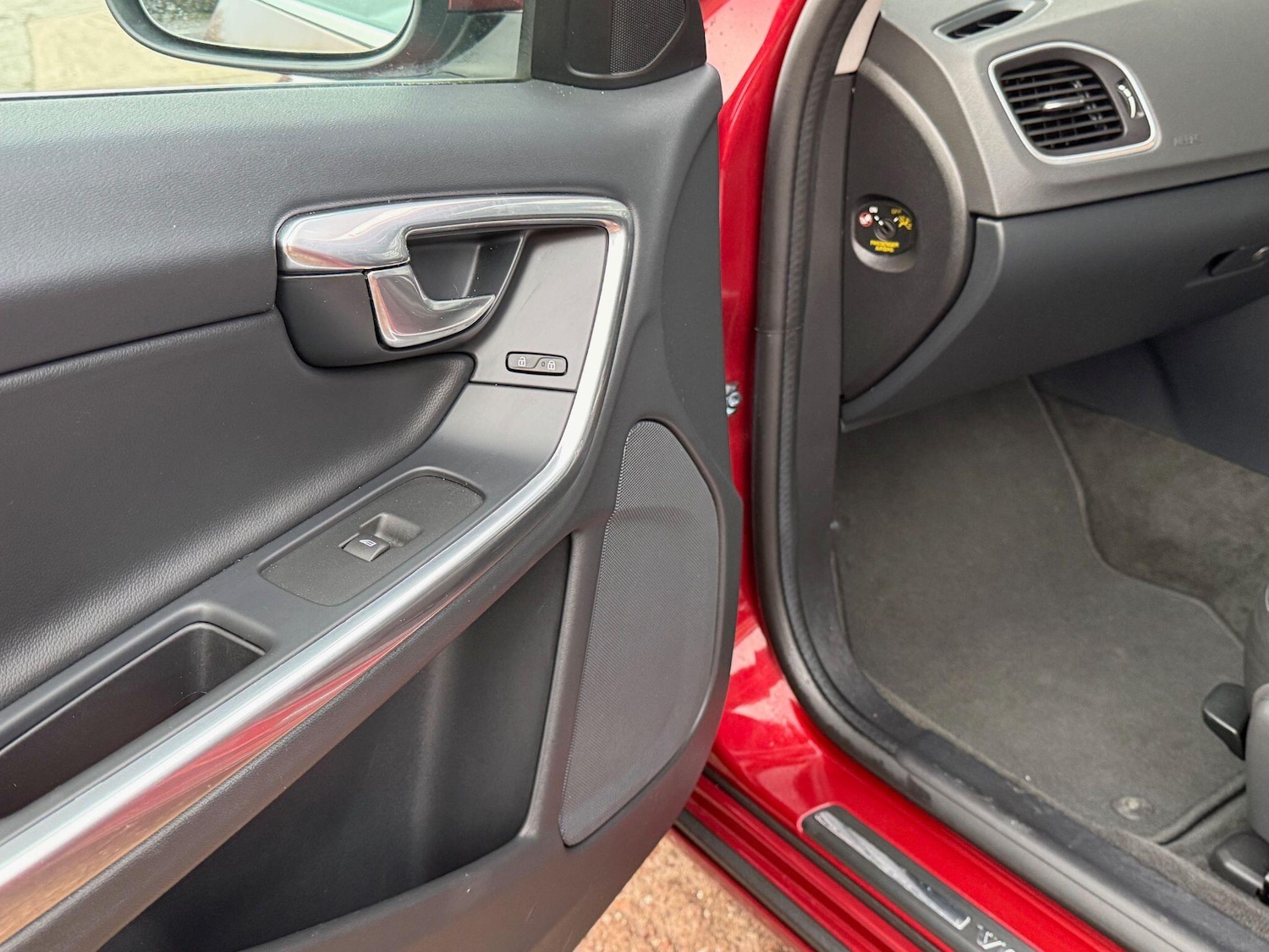 Used Volvo S60 2016 for sale - 77695854: Photo 58