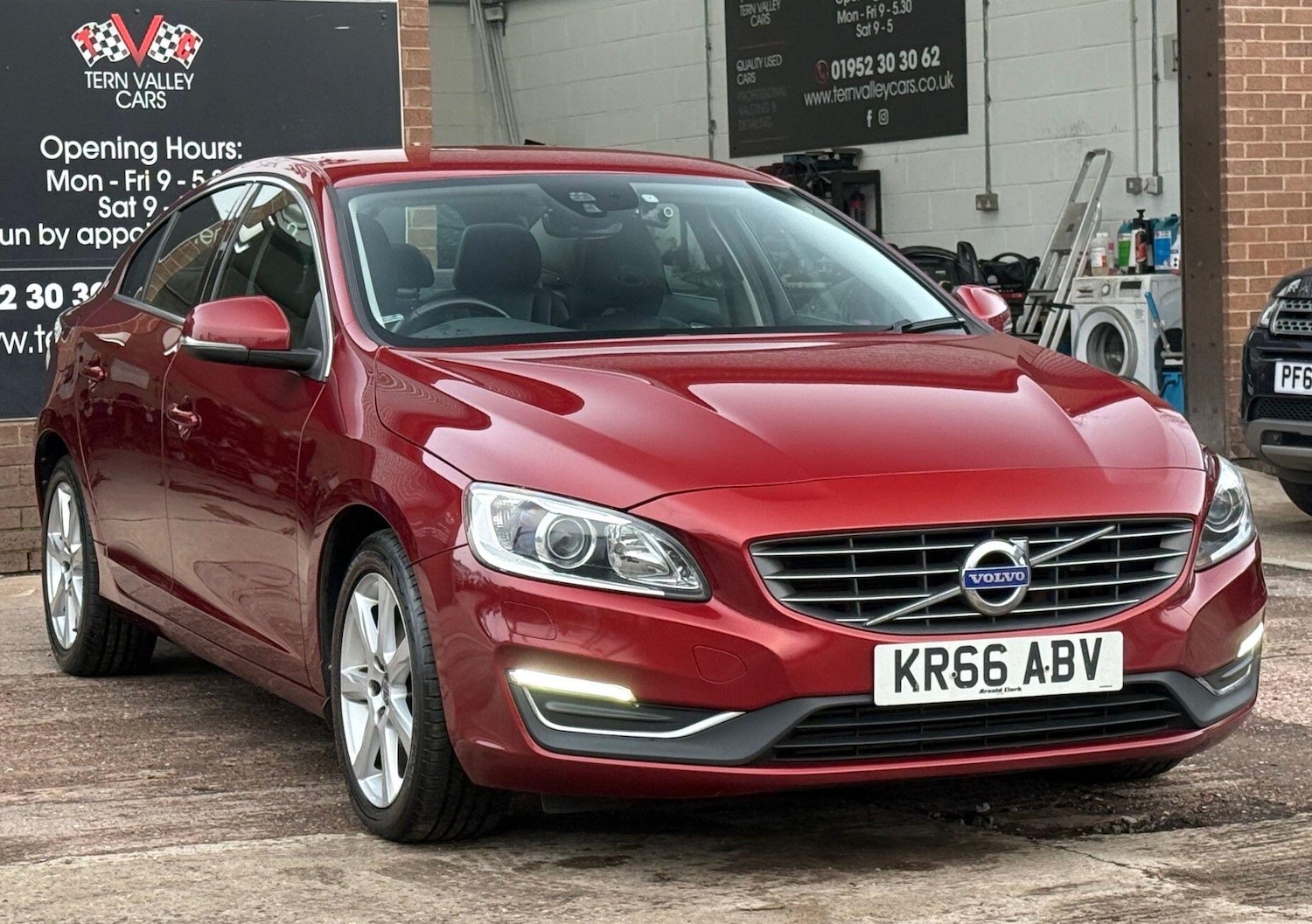 Used Volvo S60 2016 for sale - 77695854: Photo 8