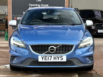 Used Volvo V40 2017 for sale - 78504076: Photo