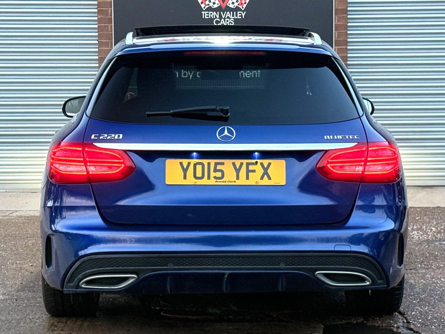 Used Mercedes-Benz C Class 2015 for sale - 77978209: Photo 24