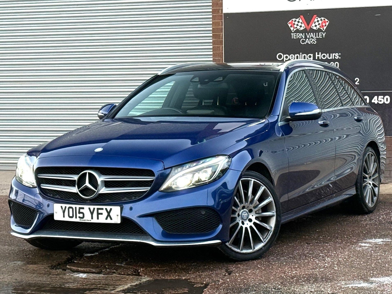 Used Mercedes-Benz C Class 2015 for sale - 77978209: Photo 3