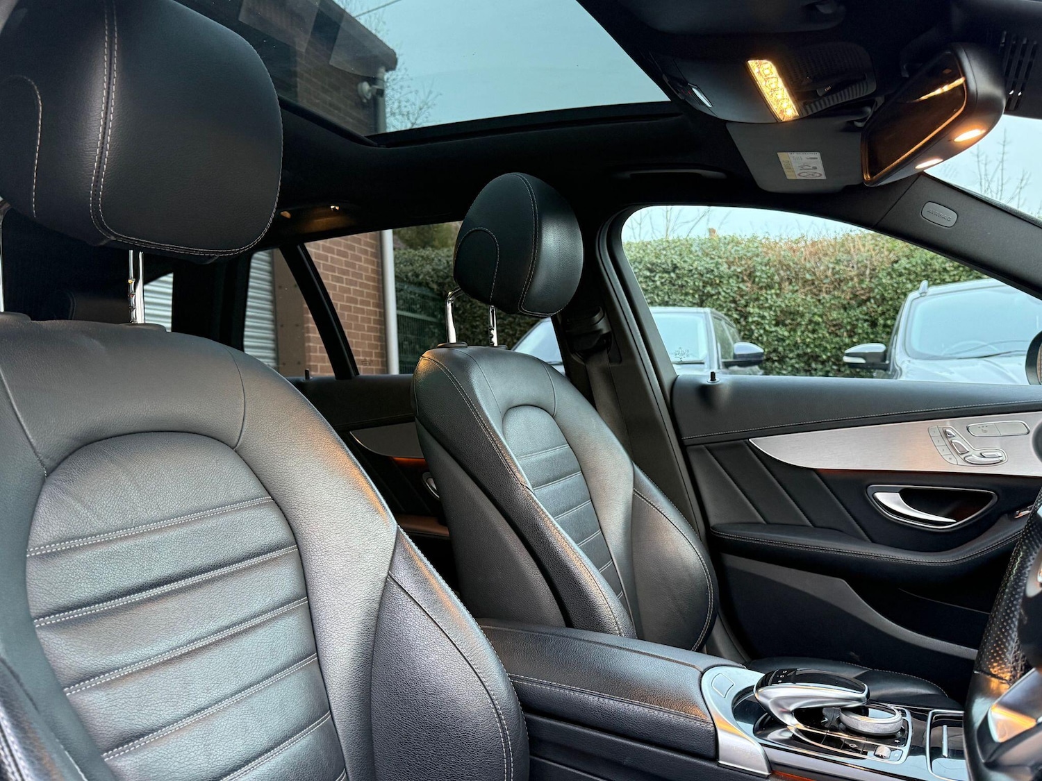 Used Mercedes-Benz C Class 2015 for sale - 77978209: Photo 35