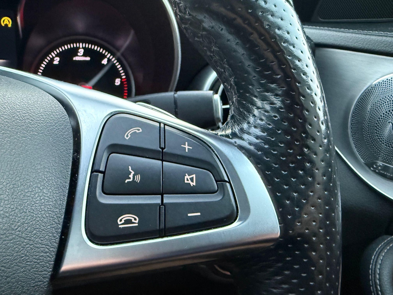 Used Mercedes-Benz C Class 2015 for sale - 77978209: Photo 44