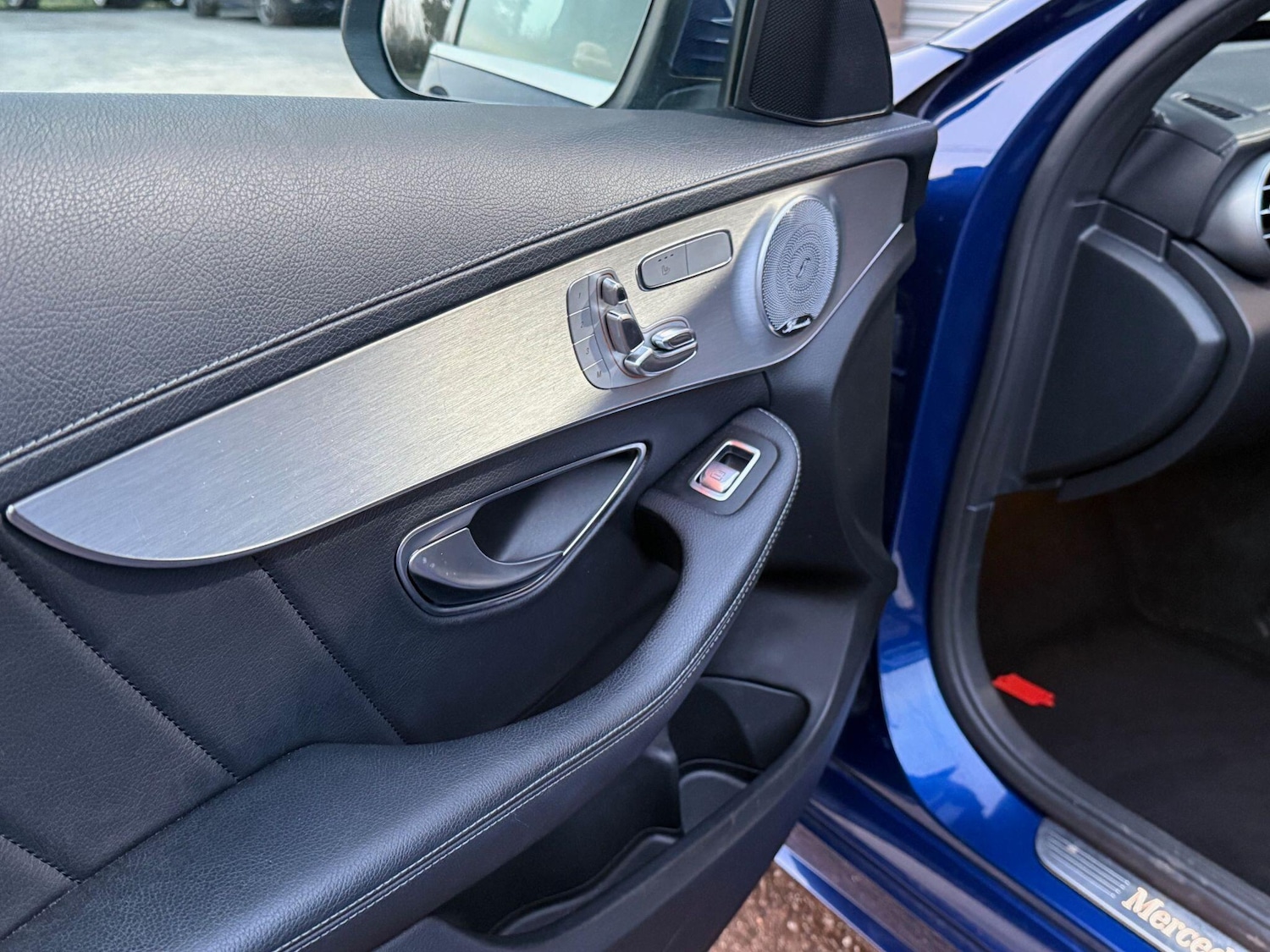 Used Mercedes-Benz C Class 2015 for sale - 77978209: Photo 80