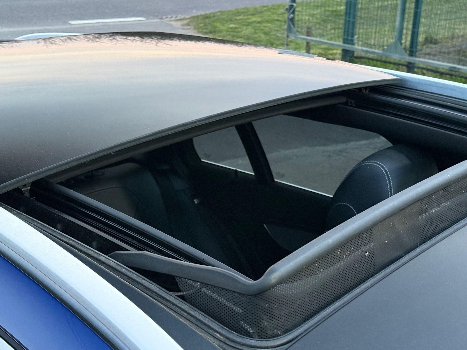 Used Mercedes-Benz C Class 2015 for sale - 77978209: Photo 9