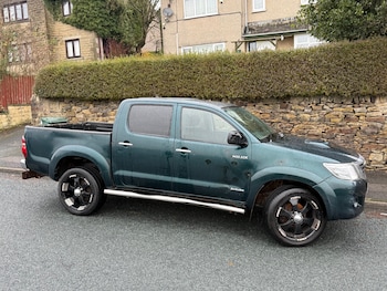 Used Toyota Hilux 2015 for sale - 76845086: Photo