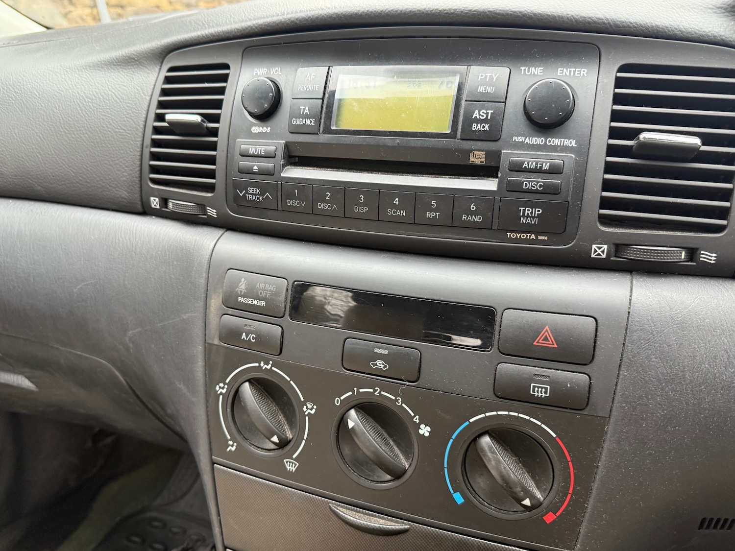 Used Toyota Corolla 2005 for sale - 77881340: Photo 11