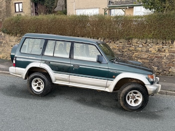 Used Mitsubishi Shogun 1997 for sale - 77898700: Photo