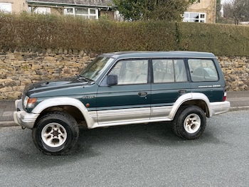 Used Mitsubishi Shogun 1997 for sale - 77898700: Photo