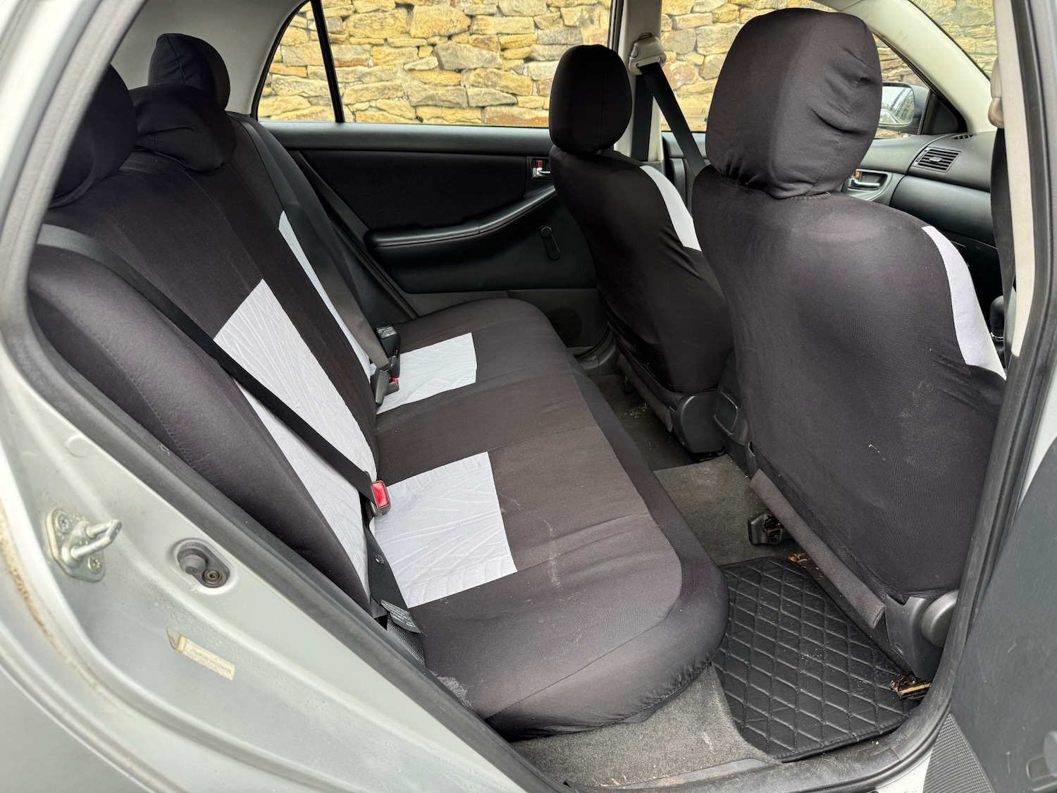 Used Toyota Corolla 2003 for sale - 76553716: Photo 10